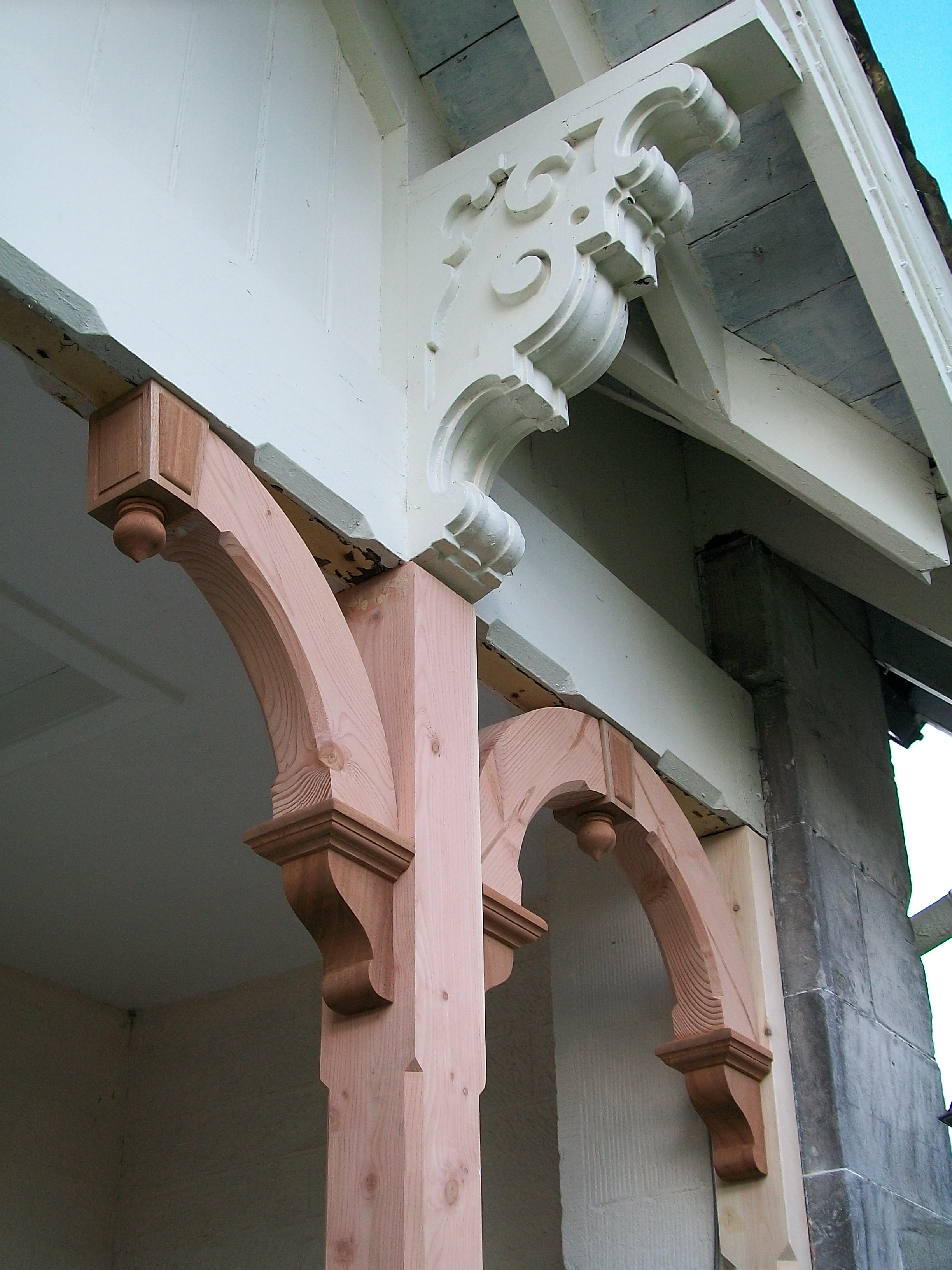 arches, arch, wood arch, restoration joinery, Mahogany, Victorian joinery, replica woodwork, bespoke joinery, custom made joinery, specialist joinery,