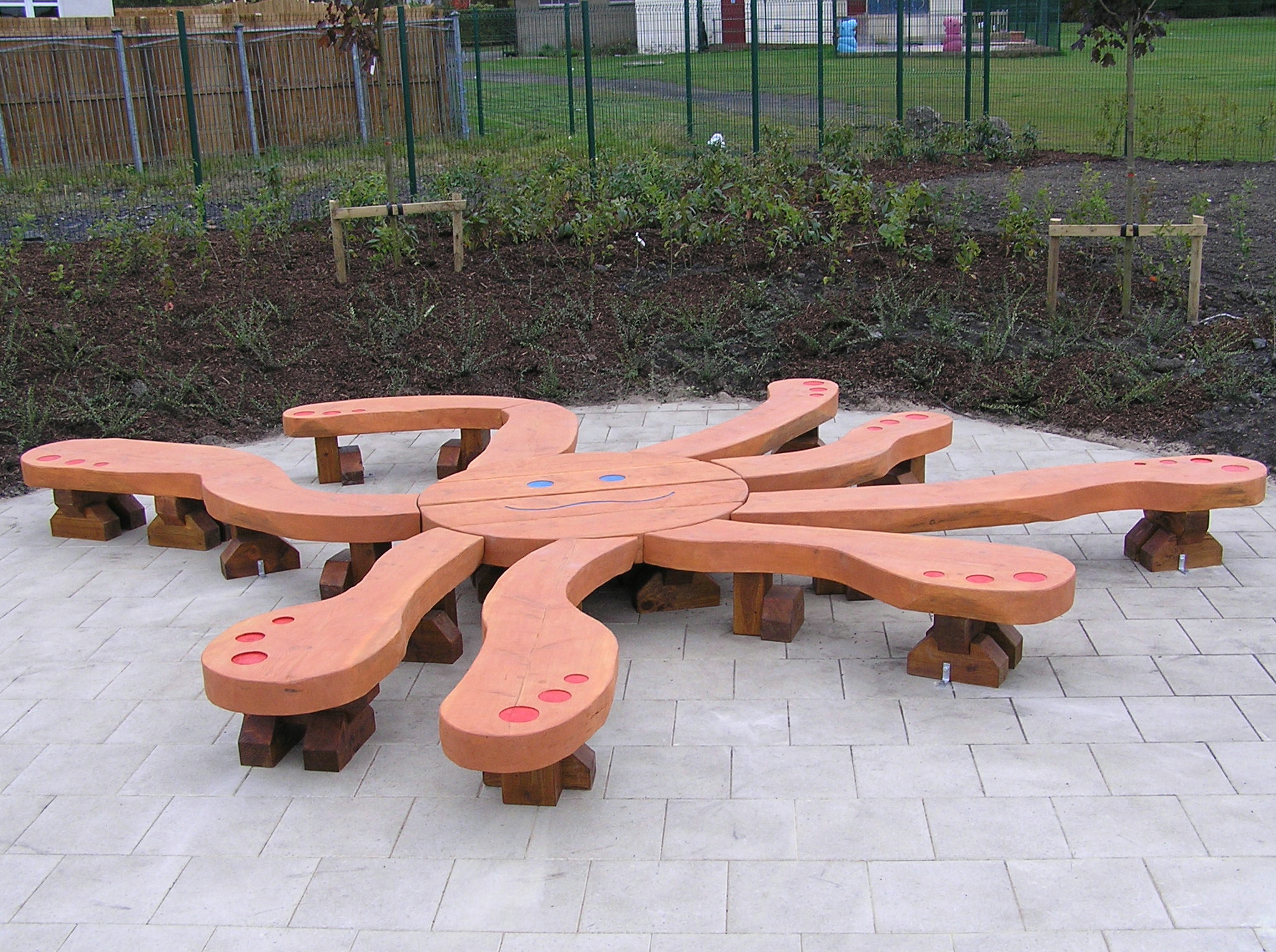 octopus, bench, school playground, friendship seating, octopus sculpture, friendship bench, outdoor learning, bespoke, designed by pupils,