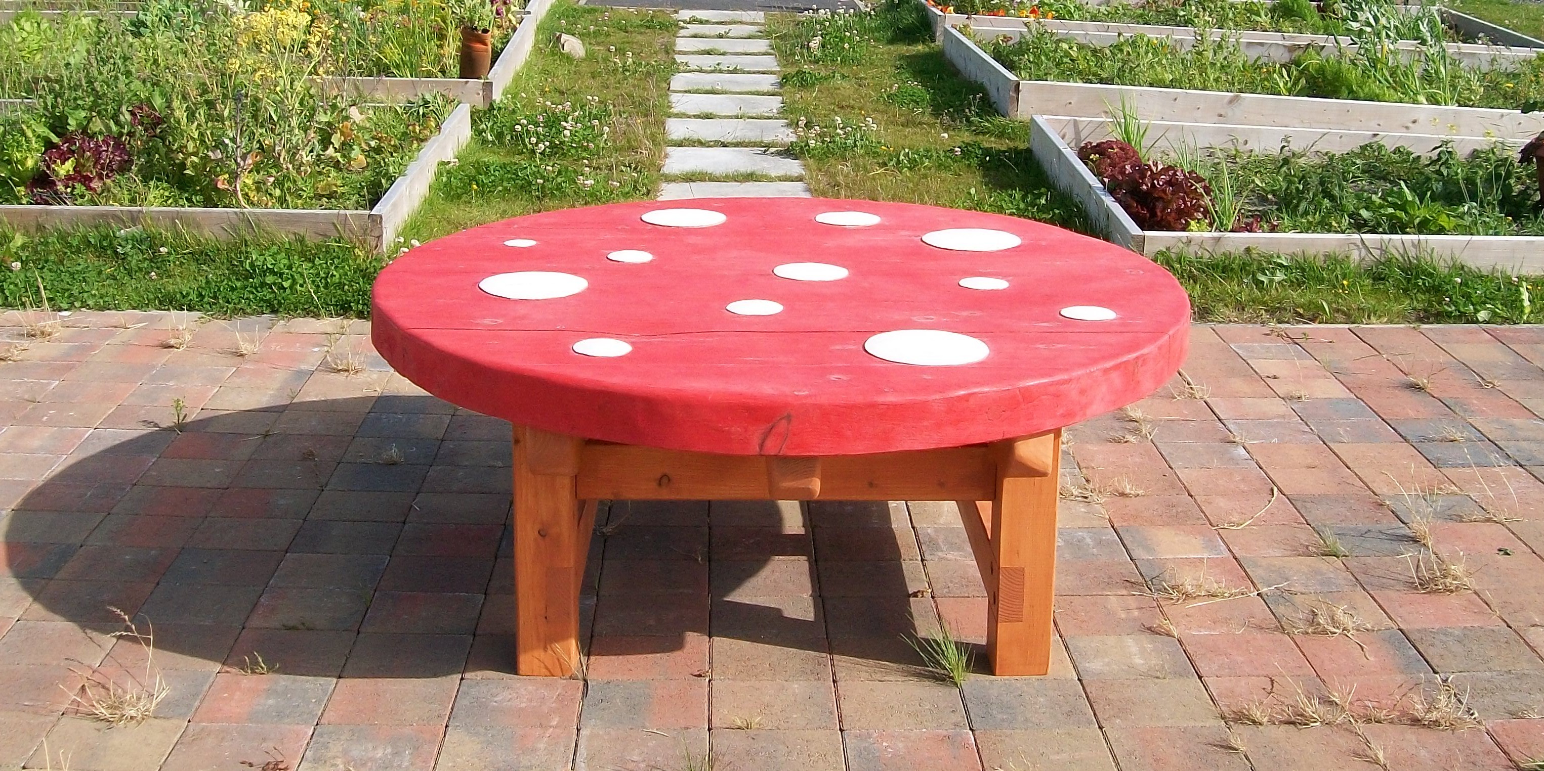 mushroom table , friendship garden, schools , gardens, school garden