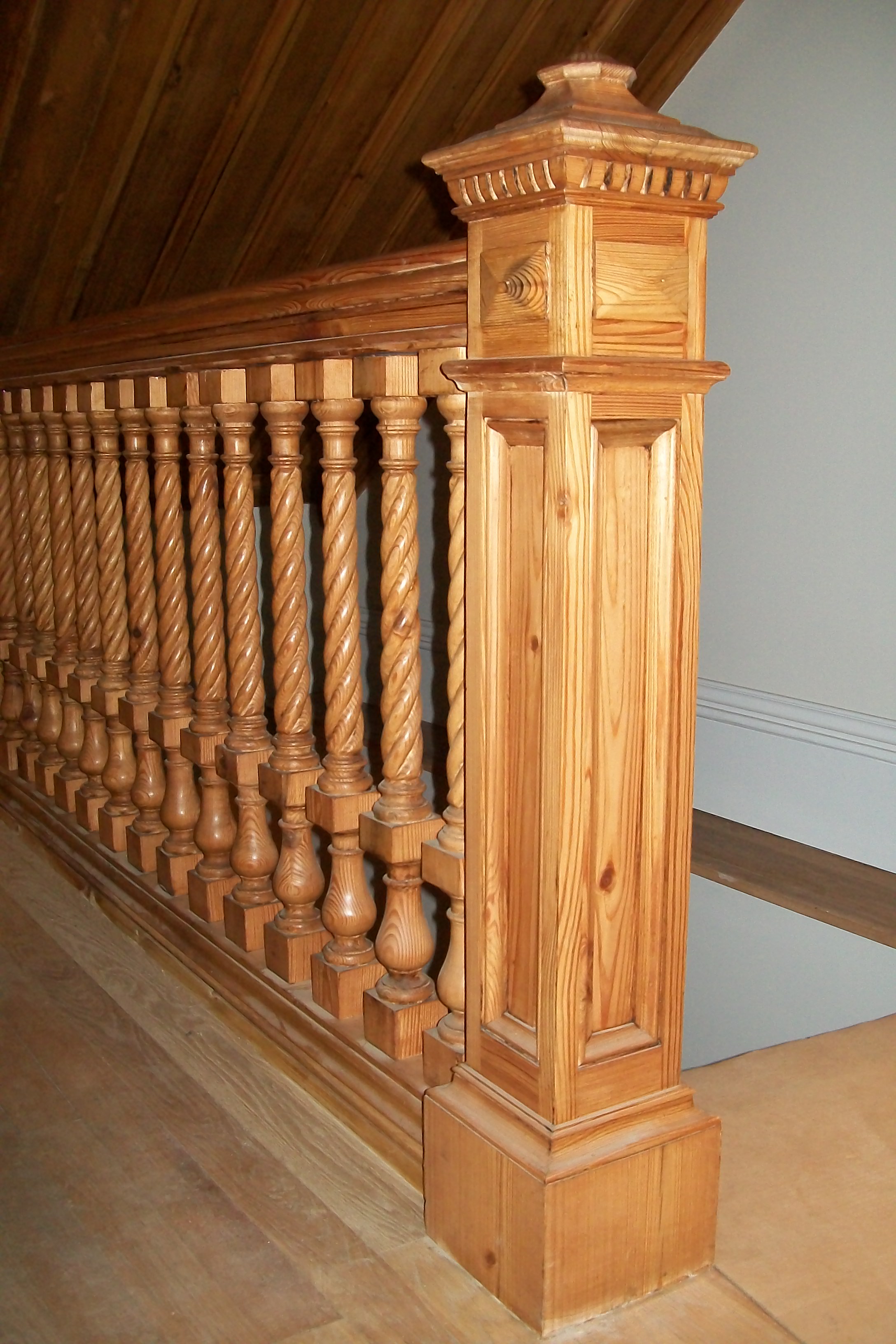 pitch pine newel post, spindles, rope-twist, reclaimed pitch pine, specialist joinery, bespoke, custom made, conservation, hand made, newel posts,