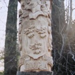 hand carved, coat of arms, family crest, outdoor sculpture, Robertson family crest, Scottish carving, bespoke carving, heraldic shield,