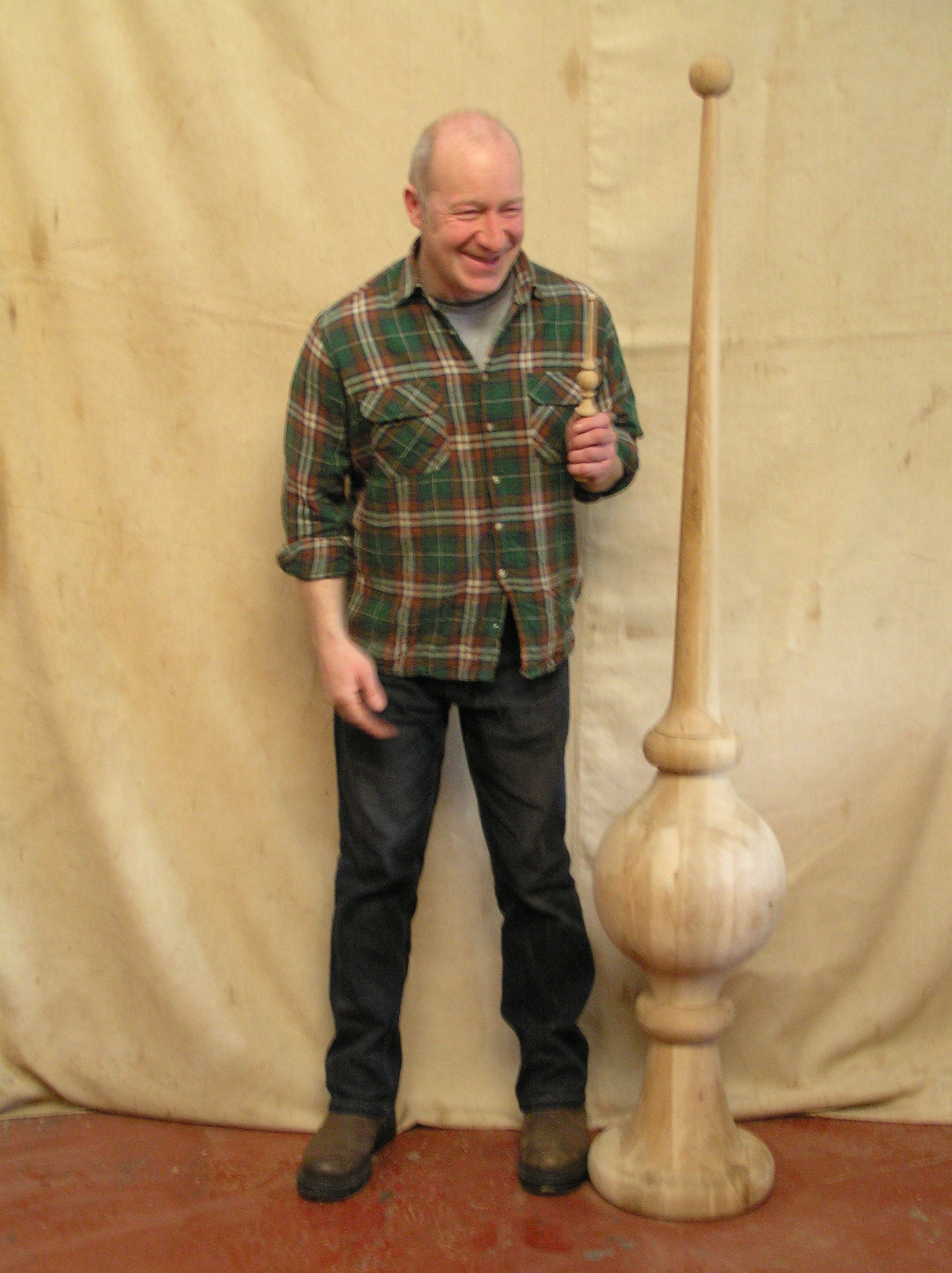 small and large finials, oak, reclaimed pine, Scottish, woodturner, bespoke, joinery, restoration, replacement finial, woodturning, conservation,